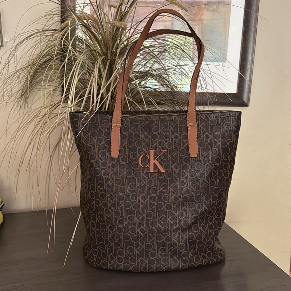 Calvin Klein Dark Brown with Tan Logo Travel Tote 13x15 Signature Design Laptop